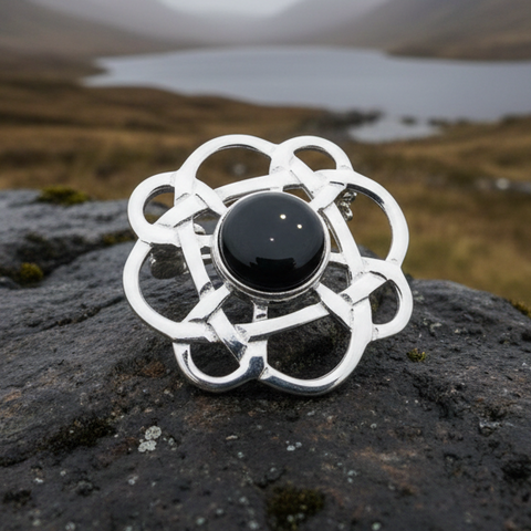 Load image into Gallery viewer, Onyx Celtic Knot Brooch in Sterling Silver