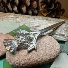 Load image into Gallery viewer, Dalwhinnie Thistle Kilt Pin