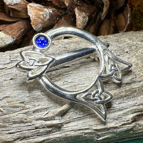 Load image into Gallery viewer, Celtic Thistle Brooch