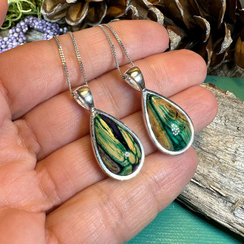 Load image into Gallery viewer, Heathergems Edith Scottish Necklace - Handmade in Scotland