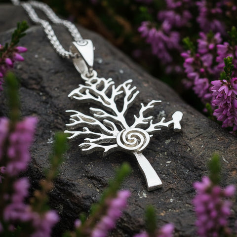 Load image into Gallery viewer, Wisdom Tree of Life Necklace