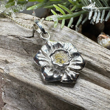 Load image into Gallery viewer, Welsh Daffodil Necklace