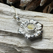 Load image into Gallery viewer, Welsh Daffodil Necklace
