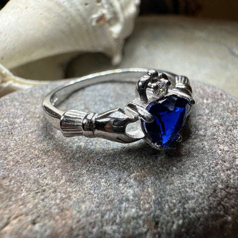 Load image into Gallery viewer, Claddagh Ring, Celtic Jewelry, Irish Jewelry, Bridal Jewelry, Ireland Gift, Heart Jewelry, Anniversary Gift, Girlfriend Gift, Wife Gift