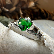 Load image into Gallery viewer, Emerald Green Claddagh Ring