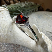 Load image into Gallery viewer, Garnet Love Heart Ring