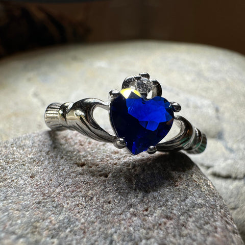 Load image into Gallery viewer, Claddagh Ring, Celtic Jewelry, Irish Jewelry, Bridal Jewelry, Ireland Gift, Heart Jewelry, Anniversary Gift, Girlfriend Gift, Wife Gift
