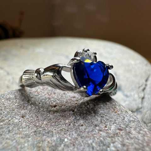 Load image into Gallery viewer, Claddagh Ring, Celtic Jewelry, Irish Jewelry, Bridal Jewelry, Ireland Gift, Heart Jewelry, Anniversary Gift, Girlfriend Gift, Wife Gift