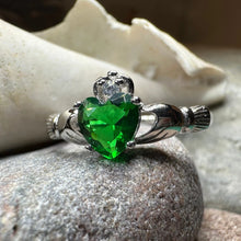 Load image into Gallery viewer, Emerald Green Claddagh Ring