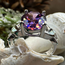 Load image into Gallery viewer, Boinne Opal Celtic Ring
