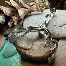 Load image into Gallery viewer, Stag Kilt Pin, Celtic Jewelry, Scottish Kilt Brooch, Tartan Pin, Celtic Groom Gift, Best Man Gift, Bagpiper Gift, Scotland Jewelry