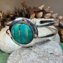 Load image into Gallery viewer, Scotland Heather Bracelet, Scottish Jewelry, Outlander Jewelry, Nature Jewelry, Friendship Gift, Mom Gift, Celtic Bracelet, Heather Gem Gift