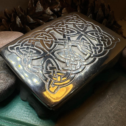 Celtic Kilt Belt Buckle, Scottish Belt Buckle, Pewter Buckle, Large Belt Buckle, Men's Celtic Gift, Irish Gift, Celtic Knot Buckle, Bagpiper