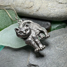 Load image into Gallery viewer, Cat Necklace, Cat Lover Gift, Nature Necklace, Cat Mom, Moveable Cat, Silver Cat Pendant, Best Friend Gift, Gift for Her, Animal Jewelry
