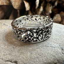 Load image into Gallery viewer, Trinity Knot Ring, Celtic Ring, Promise Ring, Silver Man's Ring, Irish Ring, Irish Dance Gift, Anniversary Gift, Ireland Ring, Silver Band