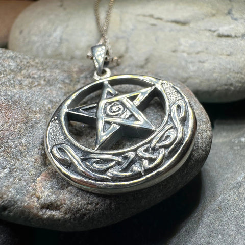Load image into Gallery viewer, Moon And Star Necklace