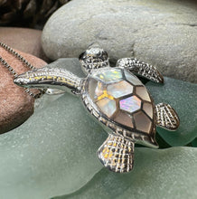 Load image into Gallery viewer, Abalone Turtle Necklace