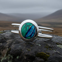 Load image into Gallery viewer, Scotland Heather Bracelet, Scottish Jewelry, Outlander Jewelry, Nature Jewelry, Friendship Gift, Mom Gift, Celtic Bracelet, Heather Gem Gift