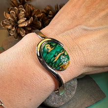 Load image into Gallery viewer, Scotland Heather Bracelet, Scottish Jewelry, Outlander Jewelry, Nature Jewelry, Friendship Gift, Mom Gift, Celtic Bracelet, Heather Gem Gift