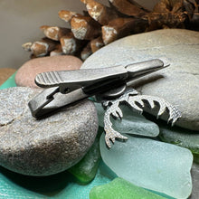 Load image into Gallery viewer, Stag Tie Bar, Men's Celtic Jewelry, Scottish Gift for Him, Dad Gift, Graduation Gift, Scotland Gift, Man's Gift, Celtic Tie Clip, Groom Gift