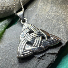 Load image into Gallery viewer, Classic Trinity Knot Necklace