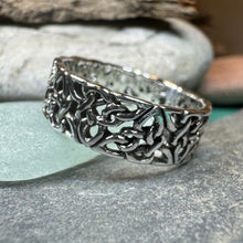 Load image into Gallery viewer, Trinity Knot Ring, Celtic Ring, Promise Ring, Silver Man's Ring, Irish Ring, Irish Dance Gift, Anniversary Gift, Ireland Ring, Silver Band