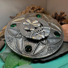 Load image into Gallery viewer, Claddagh Brooch, Celtic Harp Jewelry, Large Irish Pin, Shamrock Brooch, Ireland Brooch, Claddagh Tartan Pin, Bagpiper Gift, Men's Plaid Pin