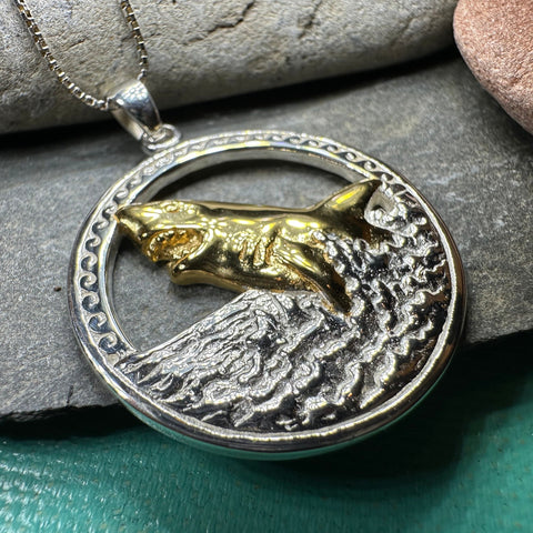 Load image into Gallery viewer, Great White Shark Necklace, Men's Beach Jewelry, Ocean Pendant, Surfer Gift, Fish Jewelry, Gold Jewelry, Large Silver Pendant, Nautical Gift
