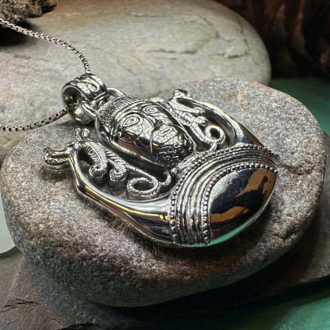 Load image into Gallery viewer, Cernunnos Necklace, Horned God Pendant, Celtic Jewelry, Forest Lover Gift, Pagan Druid Jewelry, Nature Gift, Irish Jewelry, Cernunn, Herne