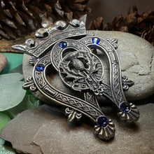 Load image into Gallery viewer, Luckenbooth Brooch, Scotland Jewelry, Fly Plaid Pin, Large Tartan Pin, Friendship Gift, Bridal Brooch, Anniversary Gift, Scottish Bride Pin