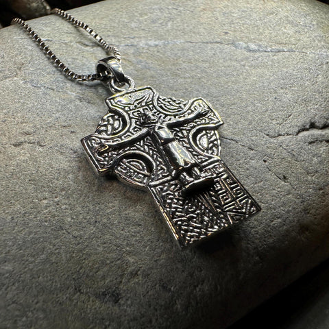 Load image into Gallery viewer, Celtic Cross Necklace, Crucifix Pendant, Celtic Jewelry, Anniversary Gift, First Communion Gift, Scottish Cross, Religious Jewelry, Ireland
