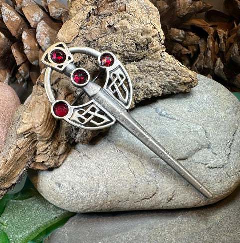 Load image into Gallery viewer, Penannular Celtic Kilt Pin - Handmade in Scotland