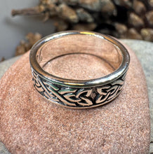 Load image into Gallery viewer, Celtic Ring, Irish Wedding Ring, Silver Scottish Ring, Large Irish Ring, Promise Ring, Anniversary Gift, Wedding Band, Ireland Gift