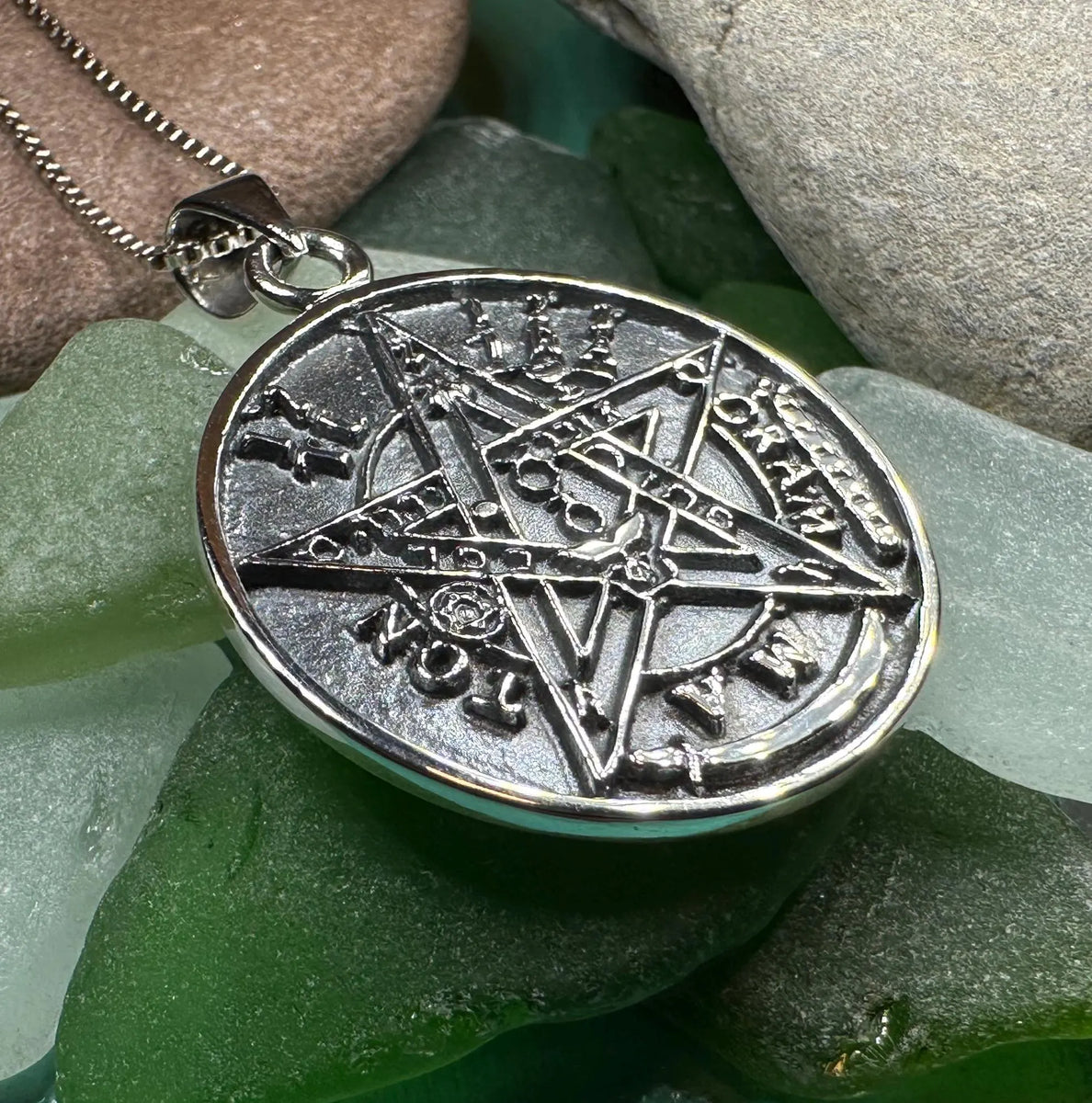 Seal of Solomon Pendant – Celtic Crystal Design Jewelry