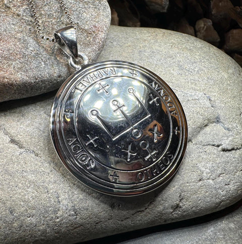 Load image into Gallery viewer, Archangel Raphael Sigil Pendant, Angel Necklace, Spiritual Jewelry, Kabbalah Necklace, Guardian Angel, Recovery Jewelry, Protection Charm