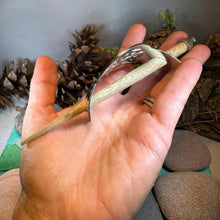 Load image into Gallery viewer, Trinity Knot Hair Slide