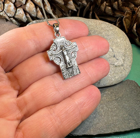 Load image into Gallery viewer, Celtic Cross Necklace, Crucifix Pendant, Celtic Jewelry, Anniversary Gift, First Communion Gift, Scottish Cross, Religious Jewelry, Ireland