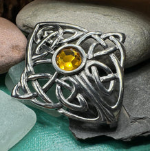 Load image into Gallery viewer, Alyssa Celtic Knot Brooch