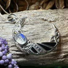 Load image into Gallery viewer, Aulay Raven Moon Necklace
