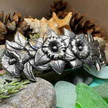 Load image into Gallery viewer, Daffodil Hair Clip