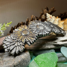 Load image into Gallery viewer, Daisy Hair Clip