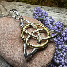 Load image into Gallery viewer, Norna Triquetra Necklace
