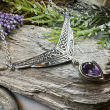 Load image into Gallery viewer, Celtic Chevron Necklace