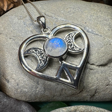 Load image into Gallery viewer, Morgance Triple Moon Love Necklace