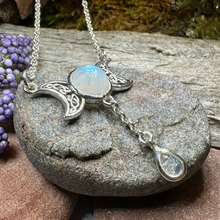 Load image into Gallery viewer, Celtic Moon Necklace