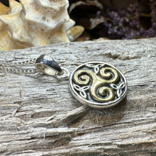 Load image into Gallery viewer, Carran Spiral Necklace