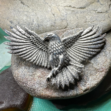 Load image into Gallery viewer, Eagle of Glory Necklace