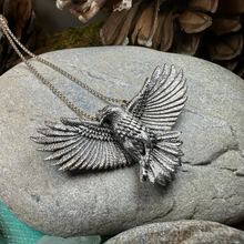 Load image into Gallery viewer, Eagle of Glory Necklace
