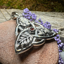 Load image into Gallery viewer, Oak Ash Thorn Trinity Knot Necklace
