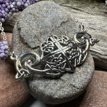 Load image into Gallery viewer, Keavy Trinity Knot Necklace